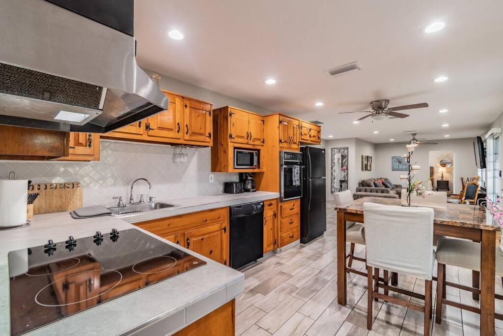 Town 'N' Country Cozy Corner, Your Florida Fun Hub Villa Tampa Dış mekan fotoğraf